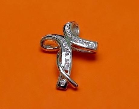 Image de « Croix ondulée » pendentif coulissant en argent sterling italien et zircones cubiques rondes