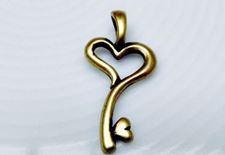 Picture of 12x25 mm, key to my heart, pendant charms, pewter, JBB findings, brass-plated