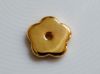 Picture of 1.9x1.9 cm, pendant, Greek ceramic daisy, gold-metalized