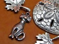 Image pour la catégorie Breloques et pendentifs en métal