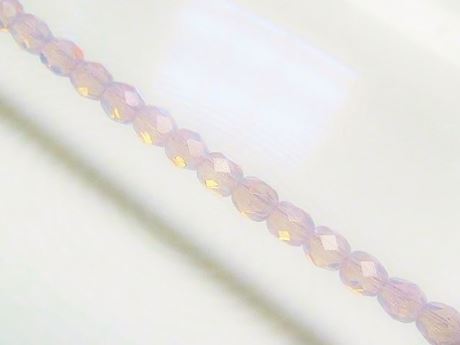 Afbeeldingen van 4x4 mm, Tsjechische ronde facetkralen, doorschijnend, opaal lavendelblauw