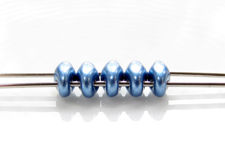 Image de 5x2.5 mm, perles SuperDuo, de verre tchèque, 2 trous, opaque, or suédé, bleu Provence