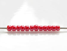Image de Perles de rocailles japonaises, rondes, taille 11/0, Toho, opaque, rouge cerise, lustré