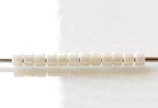 Image de Perles cylindrique, taille 11/0, Treasure, opaque, blanc Navajo (blanc crème), lustré, 5 grammes